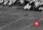 Standbild American Football Match Atlanta Georgia USA, 1955, aus Sekunde 44 historischem Filmmaterial Videoclip 65675071441