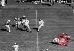 Standbild American Football Match Atlanta Georgia USA, 1955, aus Sekunde 53 historischem Filmmaterial Videoclip 65675071441