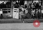 Standbild Rodeo Pendleton Oregon USA, 1955, aus Sekunde 28 historischem Filmmaterial Videoclip 65675071442