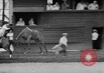 Standbild Rodeo Pendleton Oregon USA, 1955, aus Sekunde 44 historischem Filmmaterial Videoclip 65675071442