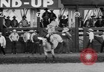 Standbild Rodeo Pendleton Oregon USA, 1955, aus Sekunde 51 historischem Filmmaterial Videoclip 65675071442