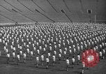 Image cadets sit-ups New Haven Connecticut USA, 1944, de la seconde 12 séquences d'archives historiques vidéo 65675071446
