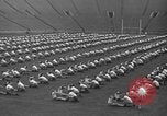 Image cadets sit-ups New Haven Connecticut USA, 1944, de la seconde 48 séquences d'archives historiques vidéo 65675071446