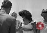 Immagine di Ragazze Port Arthur Texas USA, 1944, secondo 42 filmato di repertorio 65675071447