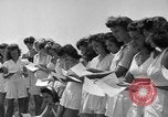 Immagine di Ragazze Port Arthur Texas USA, 1944, secondo 44 filmato di repertorio 65675071447