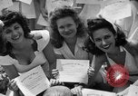 Immagine di Ragazze Port Arthur Texas USA, 1944, secondo 48 filmato di repertorio 65675071447