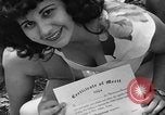 Immagine di Ragazze Port Arthur Texas USA, 1944, secondo 50 filmato di repertorio 65675071447