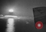 Image British bombe à hydrogène l'île Christmas, 1957, de la seconde 32 séquences d'archives historiques vidéo 65675071458