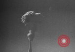 Image British bombe à hydrogène l'île Christmas, 1957, de la seconde 57 séquences d'archives historiques vidéo 65675071458