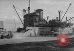 Image nouveau dock Manille Philippines, 1945, de la seconde 40 séquences d'archives historiques vidéo 65675071479