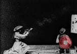 Immagine di Annie Oakley West Orange New Jersey USA, 1894, secondo 19 filmato di repertorio 65675071500
