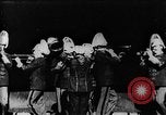Standbild eine Milch weiße Fahne Europa, 1894, aus Sekunde 7 historischem Filmmaterial Videoclip 65675071503