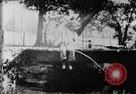 Immagine di Fisherman Fanwood New Jersey USA, 1896, secondo 15 filmato di repertorio 65675071513