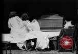 Image Girls in White robes de nuit ayant une bataille d'oreillers United States USA, 1893, de la seconde 11 séquences d'archives historiques vidéo 65675071525