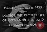 Immagine di Adolf Hitler dando appassionato di discorsi Germania, 1935, secondo 34 filmato di repertorio 65675071547