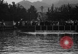 Standbild schwimmen Rennen Hawaii USA, 1916, aus Sekunde 10 historischem Filmmaterial Videoclip 65675071572