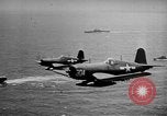 Standbild USS Franklin Hawaii USA, 1945, aus Sekunde 28 historischem Filmmaterial Videoclip 65675071579