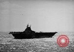 Standbild USS Franklin Hawaii USA, 1945, aus Sekunde 41 historischem Filmmaterial Videoclip 65675071579