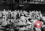 Standbild USS Franklin Hawaii USA, 1945, aus Sekunde 56 historischem Filmmaterial Videoclip 65675071579