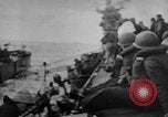Standbild Bombardierung der USS Franklin Pazifik, 1945, aus Sekunde 8 historischem Filmmaterial Videoclip 65675071581
