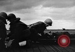 Standbild Bombardierung der USS Franklin Pazifik, 1945, aus Sekunde 41 historischem Filmmaterial Videoclip 65675071581
