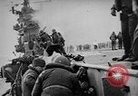 Standbild Bombardierung der USS Franklin Pazifik, 1945, aus Sekunde 52 historischem Filmmaterial Videoclip 65675071581