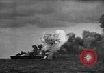 Standbild USS Franklin Pazifik, 1945, aus Sekunde 3 historischem Filmmaterial Videoclip 65675071582