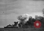 Standbild USS Franklin Pazifik, 1945, aus Sekunde 4 historischem Filmmaterial Videoclip 65675071582
