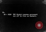 Standbild USS Franklin Pazifik, 1945, aus Sekunde 22 historischem Filmmaterial Videoclip 65675071582