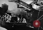 Standbild USS Franklin Pazifik, 1945, aus Sekunde 29 historischem Filmmaterial Videoclip 65675071582