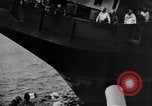 Standbild USS Franklin Pazifik, 1945, aus Sekunde 39 historischem Filmmaterial Videoclip 65675071582