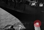Standbild USS Franklin Pazifik, 1945, aus Sekunde 40 historischem Filmmaterial Videoclip 65675071582