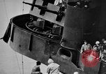 Standbild USS Franklin Pazifik, 1945, aus Sekunde 49 historischem Filmmaterial Videoclip 65675071582