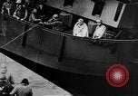 Standbild USS Franklin Pazifik, 1945, aus Sekunde 53 historischem Filmmaterial Videoclip 65675071582