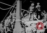Standbild USS Franklin Pazifik, 1945, aus Sekunde 60 historischem Filmmaterial Videoclip 65675071582
