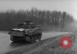 Image des soldats américains Gemunden Allemagne, 1945, de la seconde 24 séquences d'archives historiques vidéo 65675071586