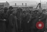 Image Libération du camp d'Hammelburg Gemunden Allemagne, 1945, de la seconde 17 séquences d'archives historiques vidéo 65675071587