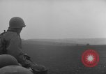 Image des soldats américains Gemunden Allemagne, 1945, de la seconde 10 séquences d'archives historiques vidéo 65675071588