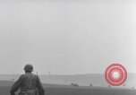 Image des soldats américains Gemunden Allemagne, 1945, de la seconde 48 séquences d'archives historiques vidéo 65675071588