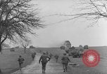 Image des soldats américains Gemunden Allemagne, 1945, de la seconde 51 séquences d'archives historiques vidéo 65675071588
