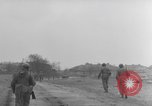 Image des soldats américains Gemunden Allemagne, 1945, de la seconde 58 séquences d'archives historiques vidéo 65675071588