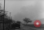 Image des soldats américains Gemunden Allemagne, 1945, de la seconde 19 séquences d'archives historiques vidéo 65675071589
