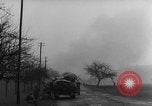 Image des soldats américains Gemunden Allemagne, 1945, de la seconde 26 séquences d'archives historiques vidéo 65675071589
