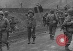 Standbild 14 Armored Division Gemunden Deutschland, 1945, aus Sekunde 29 historischem Filmmaterial Videoclip 65675071595