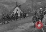 Standbild 14 Armored Division Gemunden Deutschland, 1945, aus Sekunde 60 historischem Filmmaterial Videoclip 65675071595