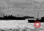 Standbild Walkie-Talkie- United States USA, 1943, aus Sekunde 40 historischem Filmmaterial Videoclip 65675071596