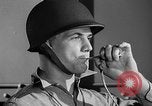 Standbild Walkie-Talkie- United States USA, 1943, aus Sekunde 58 historischem Filmmaterial Videoclip 65675071596