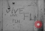 Image émeutes de rue l'Algérie, 1961, de la seconde 22 séquences d'archives historiques vidéo 65675071615