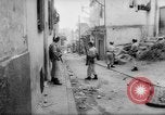 Image émeutes de rue l'Algérie, 1961, de la seconde 42 séquences d'archives historiques vidéo 65675071615