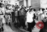 Image émeutes de rue l'Algérie, 1961, de la seconde 49 séquences d'archives historiques vidéo 65675071615